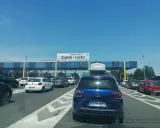 Korki na autostradzie w Chorwacji przy bramkach do opłat w Zagrzebiu-Łucku.
