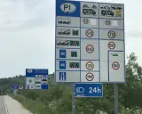 Droga dwupasmowa - jak ją rozpoznać i bezpiecznie jeździć?
