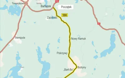 Mapa drogi 598 od Bartążka do Nowej Kaletki, wiodąca przez Zazdrość, Pokrzywy i Butryny. Trasa przebiega w pobliżu jezior, łącząc okolice Ełku i Olsztyna.