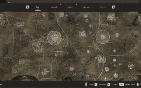 Mapa gry S.T.A.L.K.E.R. z widocznymi ikonami zadań i lokacji. Widać fragmenty budynków, dróg i terenów zielonych, sugerujące zniszczony świat, czyli martwe pole.