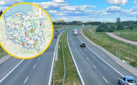 Mapa Polski z zaznaczonymi fotoradarami na S7 i innych drogach. Autostrada z samochodami w tle.