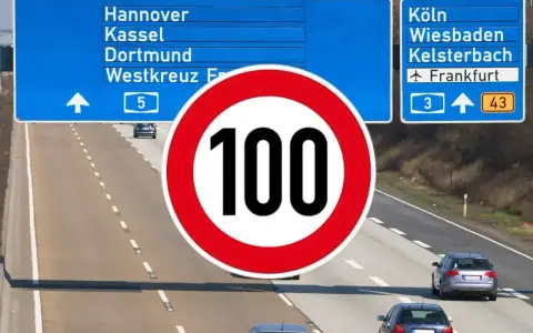 Na autostradzie A9 znak ograniczenia prędkości do 100 km/h i drogowskazy do Hanoweru, Dortmundu, Kolonii i Frankfurtu.