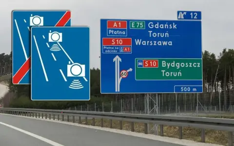 Znaki drogowe na autostradzie: kamery, kierunki do Gdańska, Torunia, Warszawy, Bydgoszczy. Ograniczenie 60 km/h.